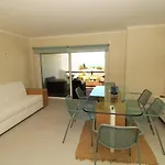 Ocean View Hydrangea - 2 Bedroom At Sao Rafael Beach, Apartment Albufeira